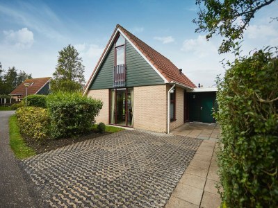 Holiday park Ferienhaus in Zeeland mit großem Garten - Outdoor photo 2