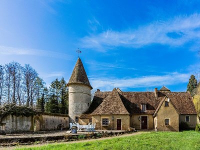 Castle Schönes Schloss in Le Veurdre mit privatem Pool - Outdoor photo 6