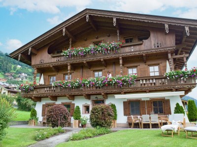 Holiday apartment Tristnerblick at Huaterhof in Zell am Ziller - Holiday apartment