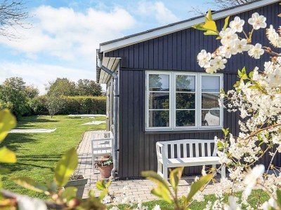 Holiday house Gemütliches Sommerhaus in der Nähe von Ore Strand in Vordingborg - Holiday house