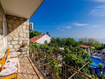 Apartment Apartments Nicol - Two-Bedroom Apartment with Balcony and Sea View in Dubrovnik - Apartment
