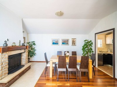 Apartment Apartments Isabora - Premium Two-Bedroom Apartment with Terrace and Sea View - Features photo 14