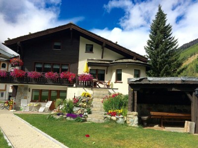 Apartment Chalet in Saas Fee near Ski Slopes - Outdoor photo 8