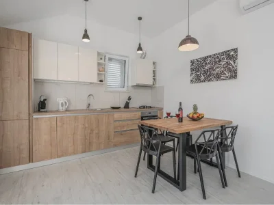 Apartment Apartment Dolce -  Two Bedroom Apartment with Balcony and Sea View in Cavtat - Apartment