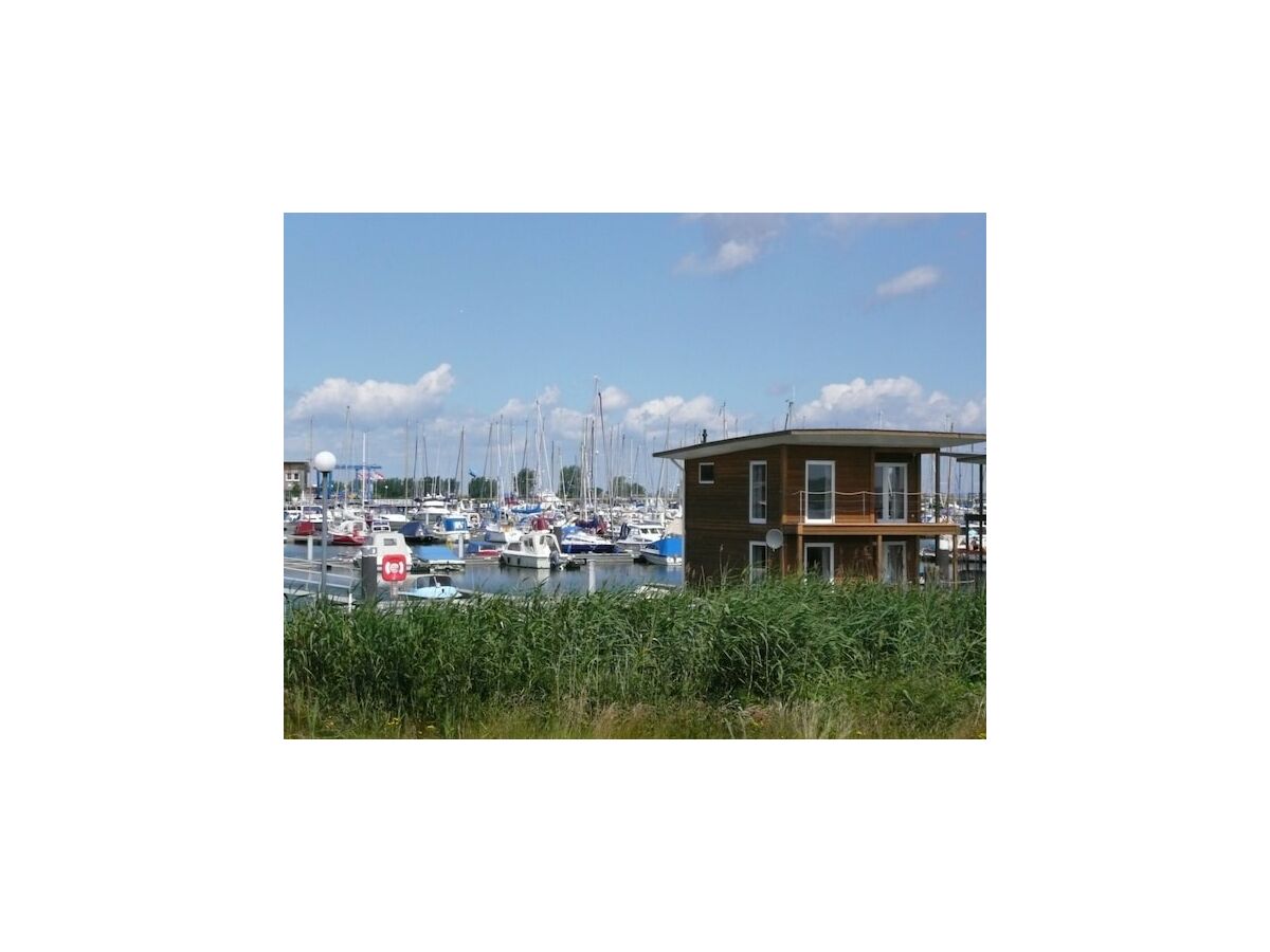 Holiday house Hausboot in Kröslin am Bodden