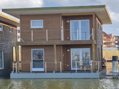 House boat Hausboot in Barth am Barther Bodden - Outdoor photo 2