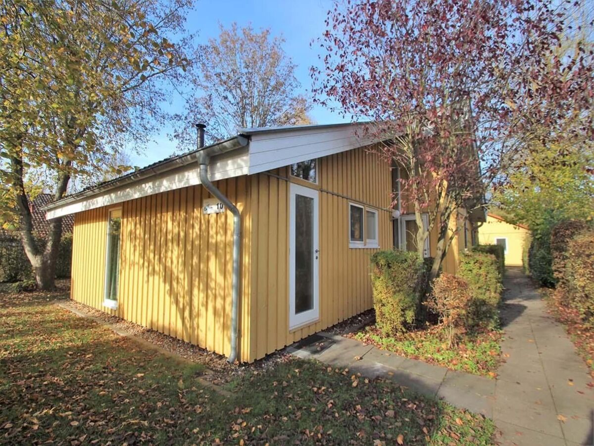 Holiday house Ferienhaus mit Sauna im Ferienpark Mirow - Outdoor photo 3
