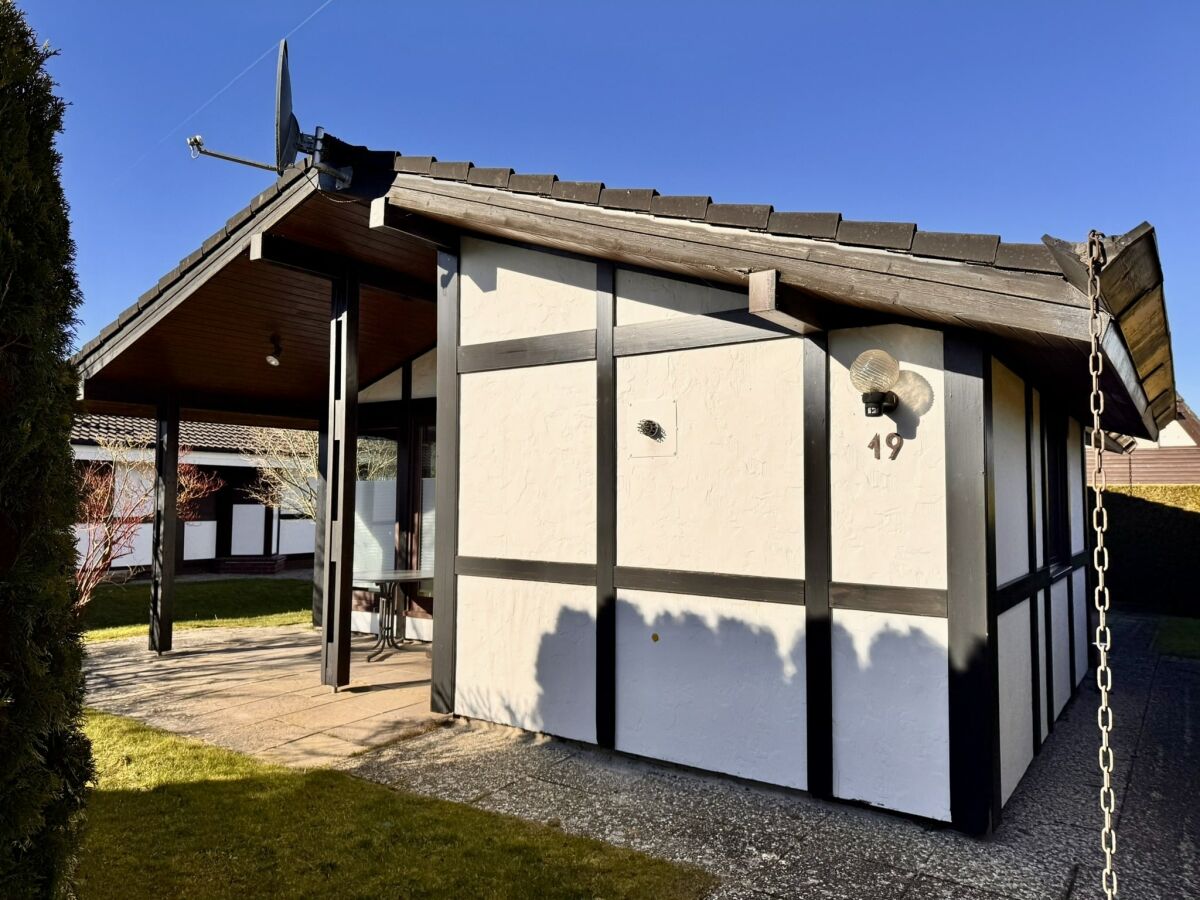 Bungalow Freistehender Ferienbungalow im Fachwerkstil