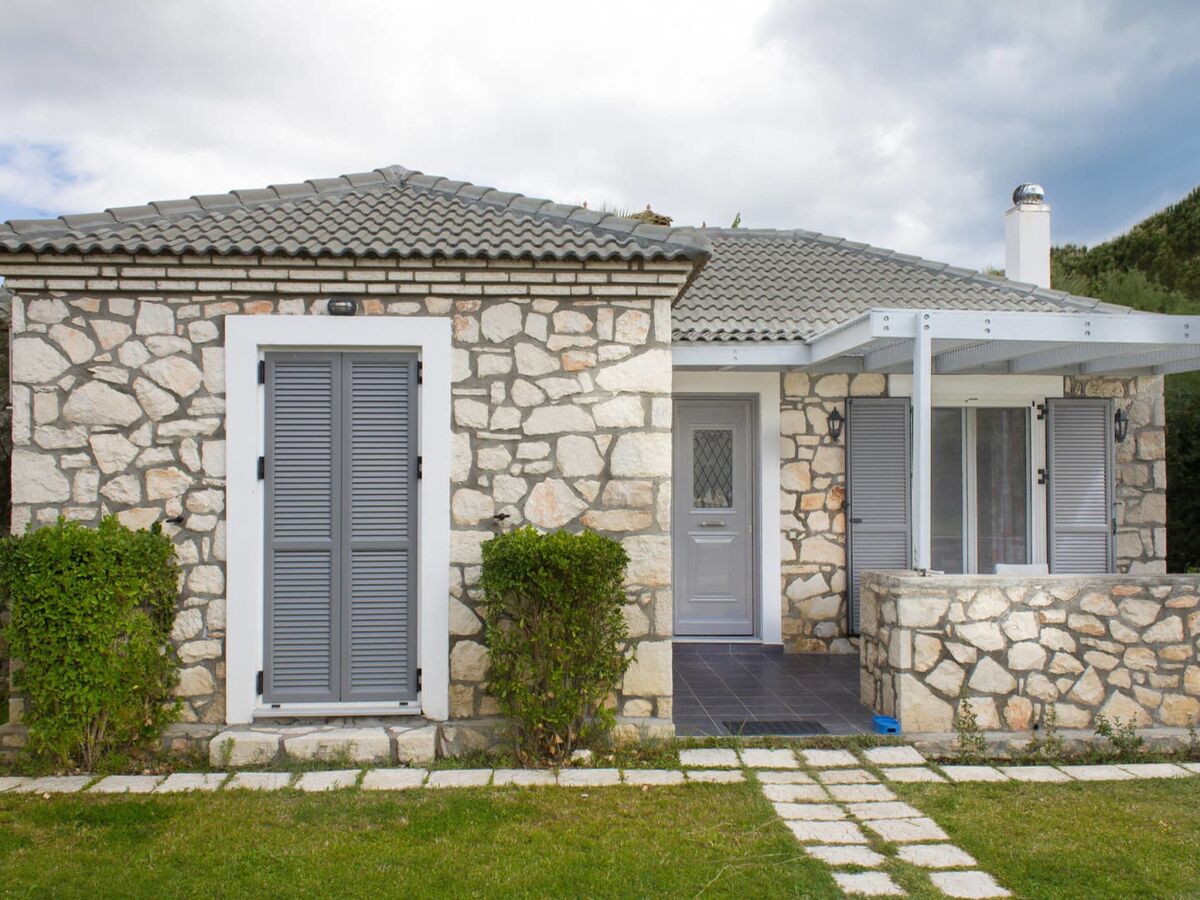Villa Villa near Sea in Agrilia - Outdoor photo 5