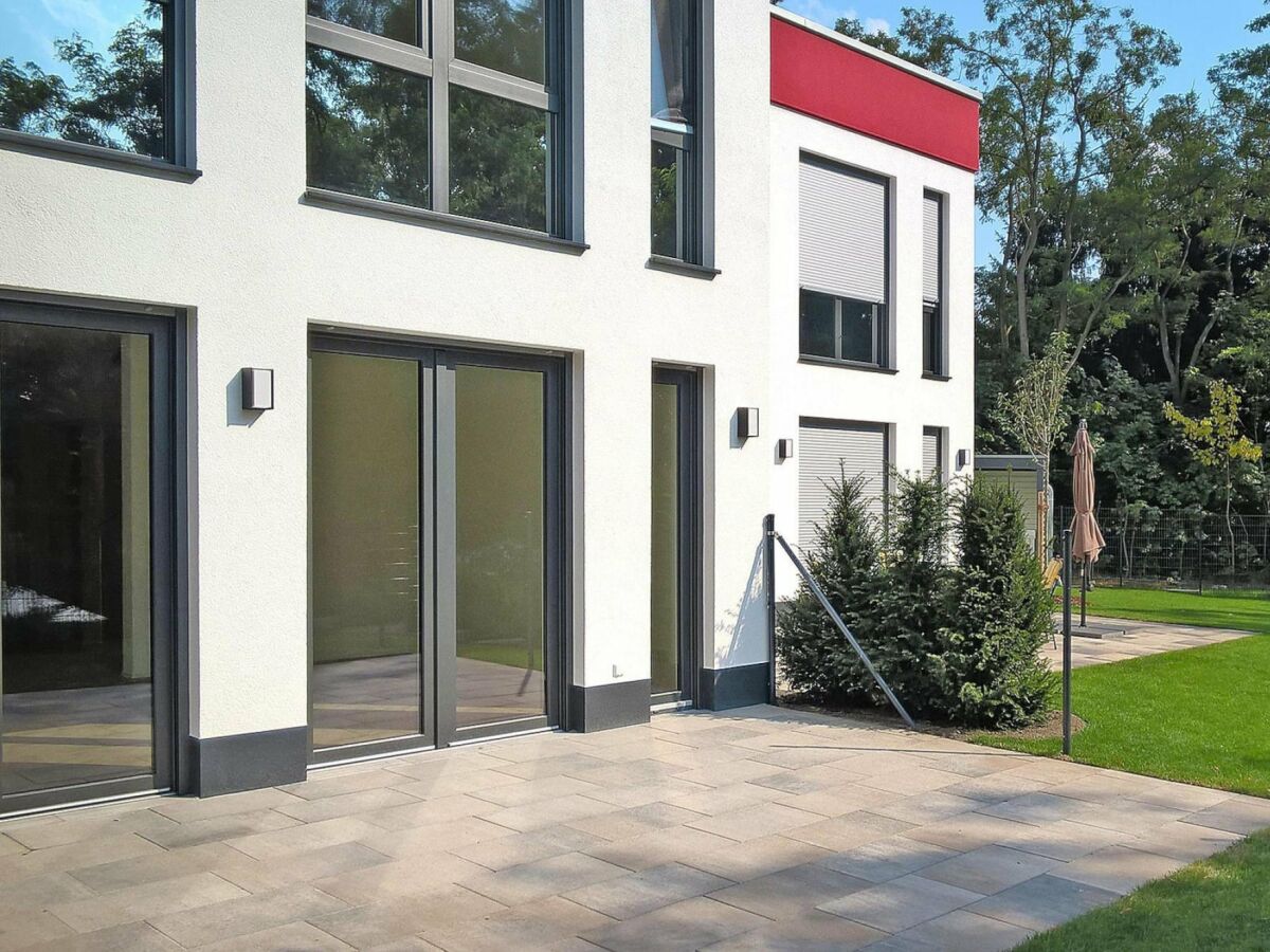 Apartment Appartement in Strausberg mit Frühstück inklusive - Outdoor photo 3