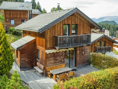 Holiday park Chalet in Dachstein West with shared pool in Lammertal Dachstein West - Holiday park