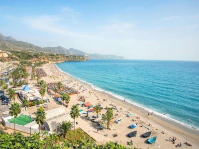 Apartment Apartment in Malaga near Bajondillo Beach - Environment photo 5