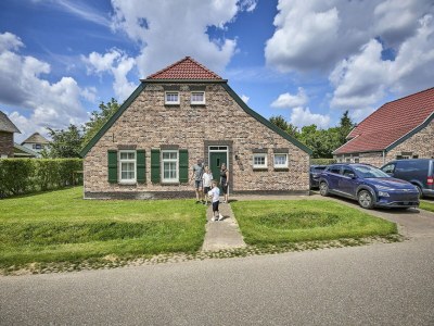 Holiday park Bauernhaus in Limburg mit Tropenpool - Holiday park
