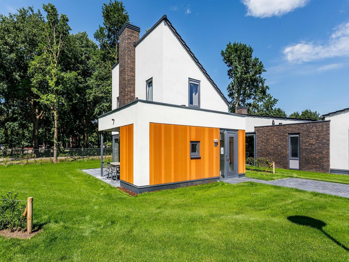 Holiday park Bungalow in Limburg mit Tropenpool - Outdoor photo 2