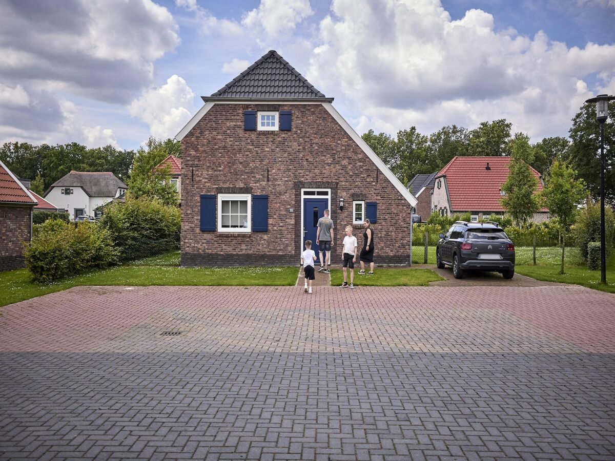 Holiday park Bauernhaus in Limburg mit Sauna für 4 Von Belvilla - Outdoor photo 3