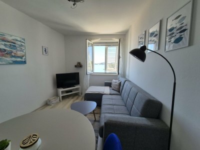 Apartment Apartments Matea - One-Bedroom Apartment with Sea View - (Štikovica) - Features photo 2