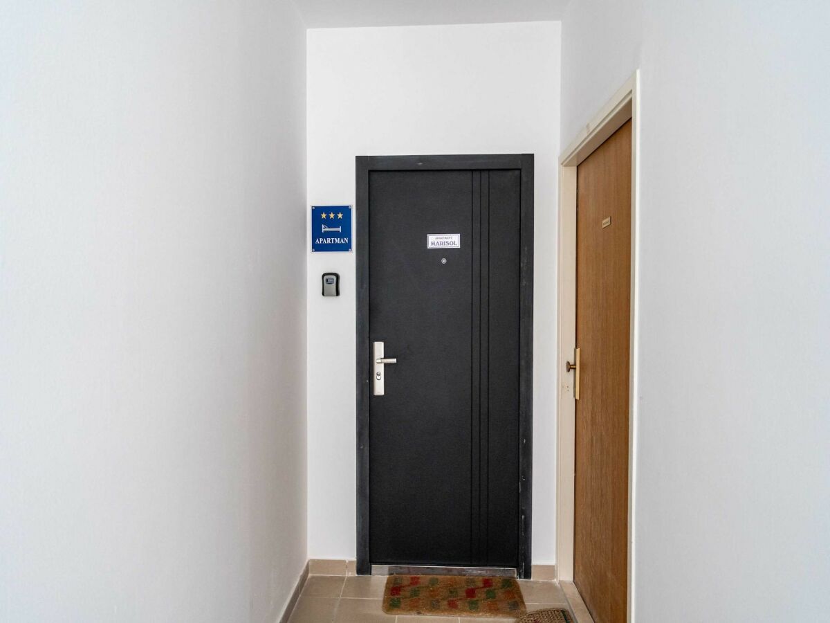 Apartment Apartment Marisol - One Bedroom Apartment with Balcony and Sea View - Outdoor photo 2