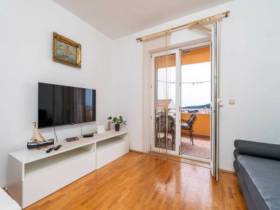 Apartment Apartment Marisol - One Bedroom Apartment with Balcony and Sea View - Features photo 6