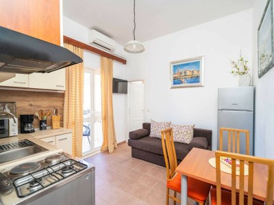 Apartment Apartments Senjo - One Bedroom Apartment with Balcony and Sea View (4 adults) (Apartman 3) - Features photo 11