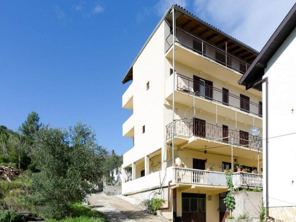Apartment Apartments Dalmatin Žuljana - Studio Apartment 3