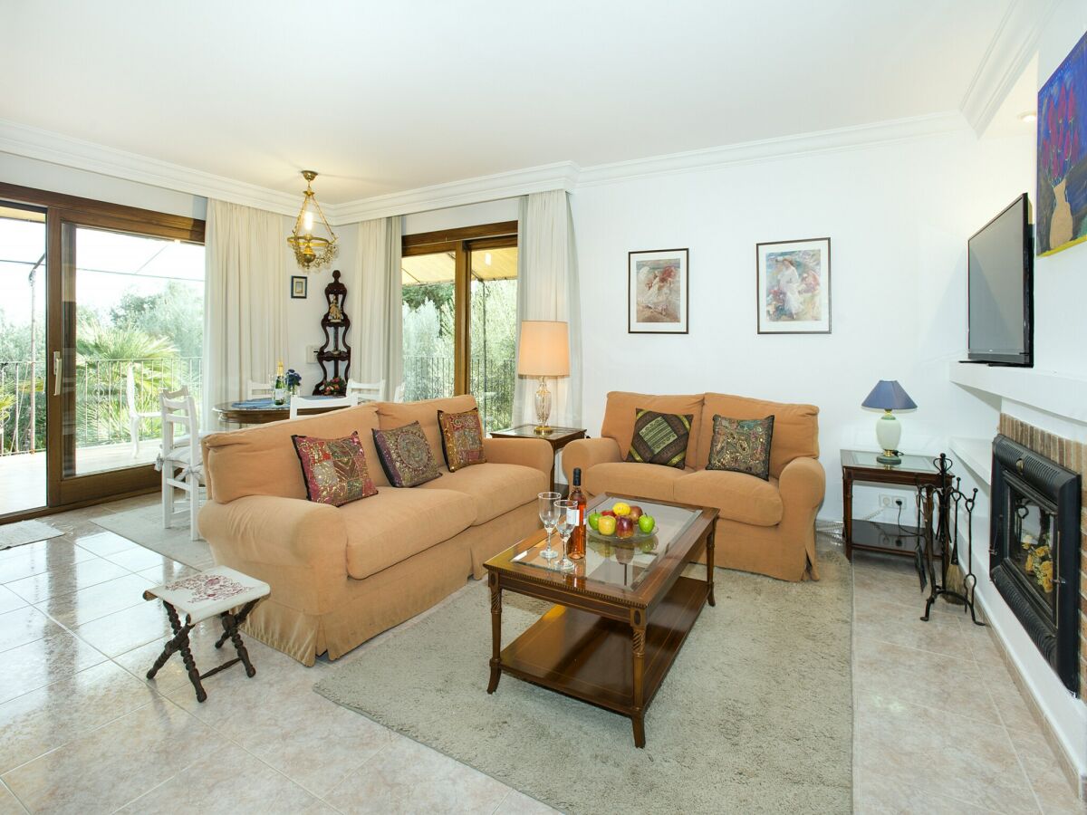 Villa Villa in Pollensa with Pool & Mountain Views