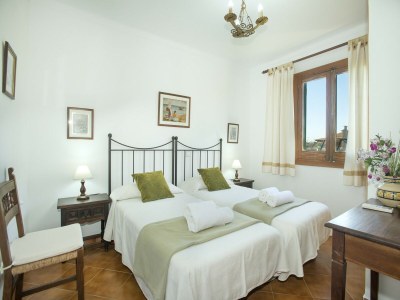 Villa Villa in Pollensa with Pool & Mountain Views - Outdoor photo 2