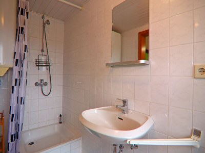 Apartment Ferien unterm Reetdach bis zu 6 Personen - Features photo 24
