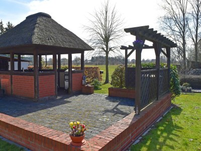 Apartment Ferien unterm Reetdach bis zu 6 Personen - Outdoor photo 8