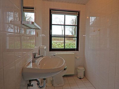 Apartment Ferien unterm Reetdach bis zu 6 Personen - Features photo 32