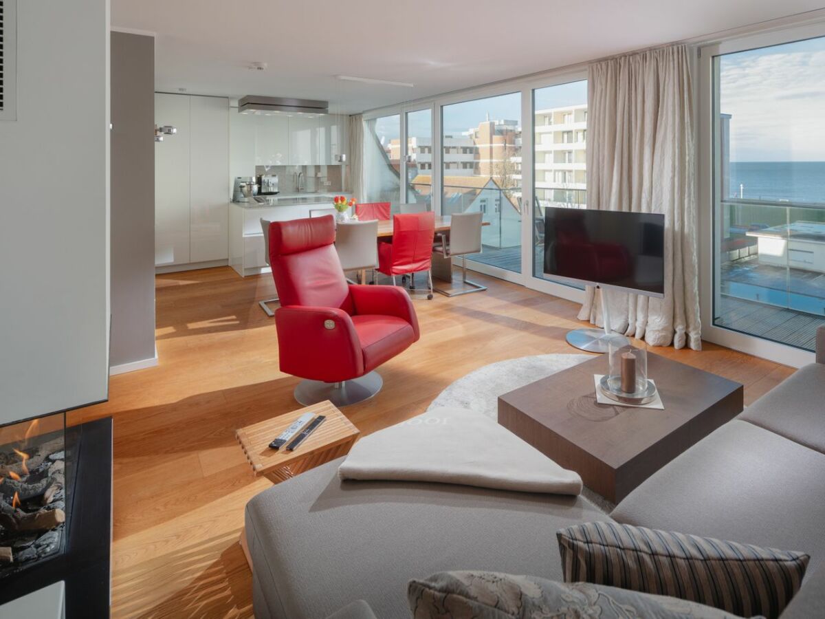 Holiday apartment Meerblick-Penthouse "Sonnenseite" in der Villa van Halem