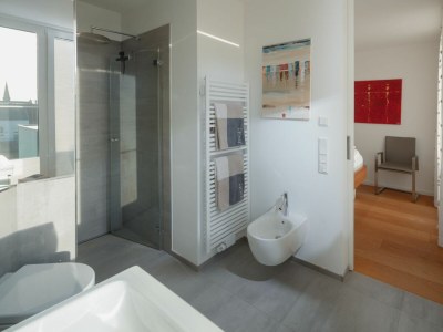 Holiday apartment Meerblick-Penthouse "Sonnenseite" in der Villa van Halem - Features photo 17