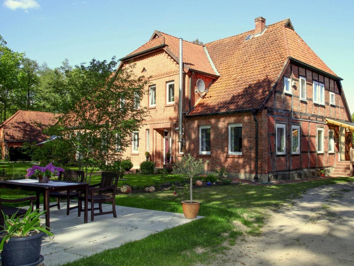 Apartment Ferienwohnung mit Terrasse, Bad Bodenteich