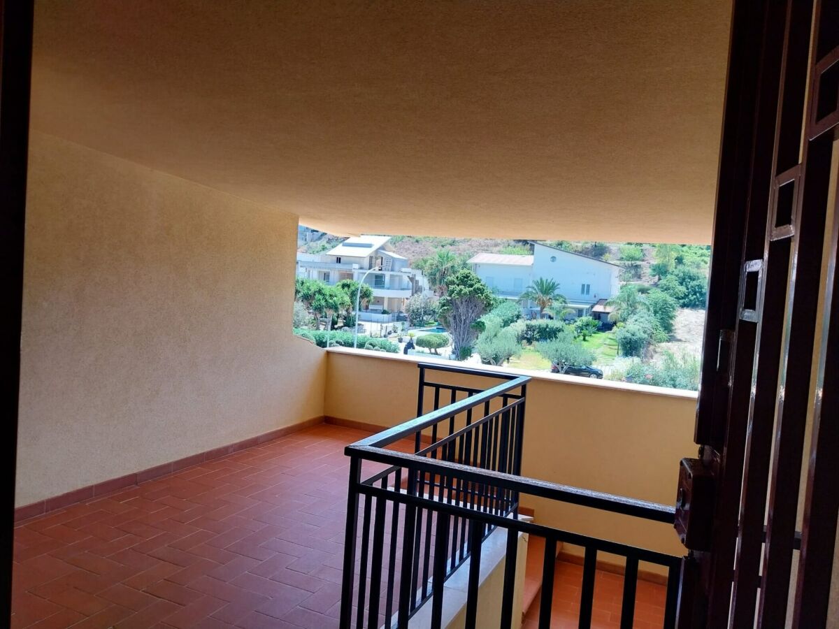 Apartment Apartment near Mount Etna with Hot Tub