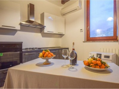 Apartment Apartment near Mount Etna with Hot Tub - Features photo 6