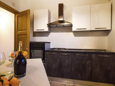 Apartment Apartment near Mount Etna with Hot Tub - Features photo 15