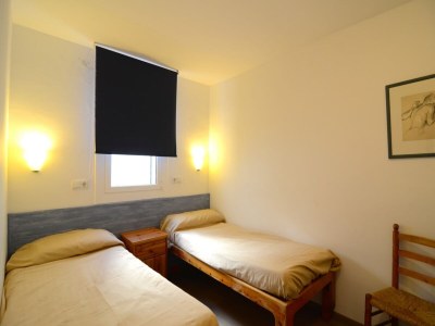 Apartment Apartment in Costa Brava near Sandy Beaches - Features photo 7
