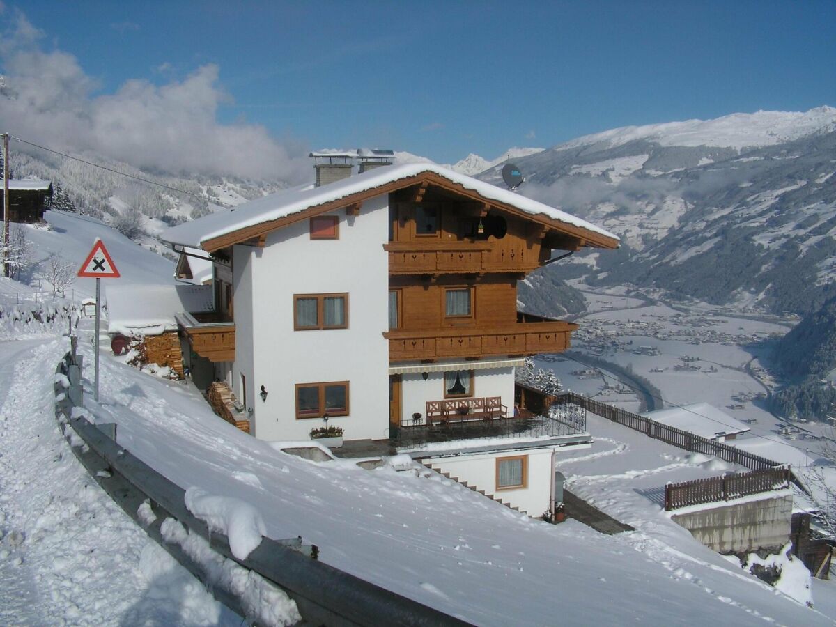 Apartment Wohnung im Zillertal nahe Horbergbahn - Outdoor photo 4