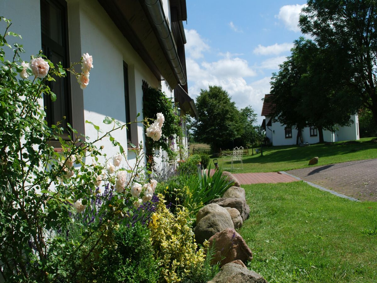 Cottage Schönes Ferienhaus in Dargun mit Pool - Outdoor photo 2