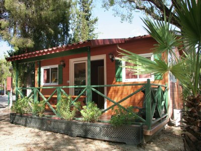Chalet Chalet mit Klimaanlage in schönem Park - Outdoor photo 3