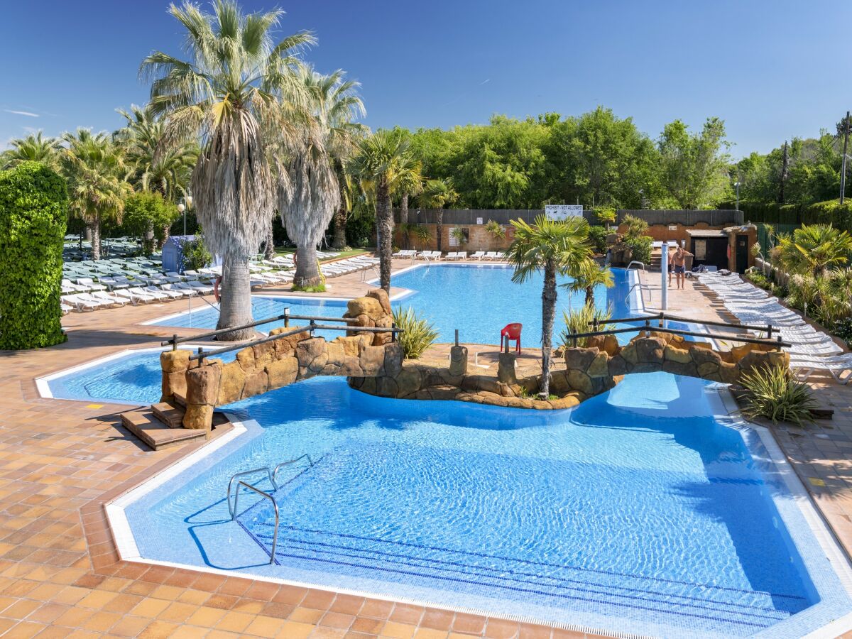 Holiday house Chalet in Blanes nahe Strand & Pool