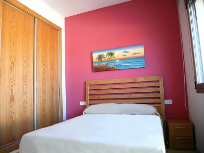 caravan Relaxing Family Beach Home - Features photo 21