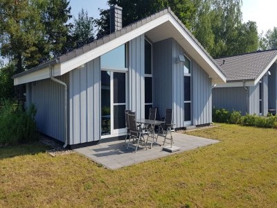 Holiday house Ferienhaus mit Sauna im Ferienpark Mirow - Outdoor photo 2