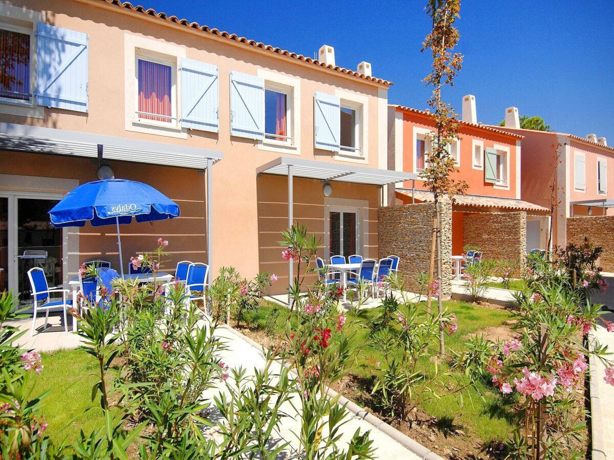 Holiday park Modern Stay with Pool & Terrace