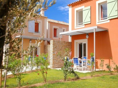 Holiday park Modern Stay with Pool & Terrace - Outdoor photo 4