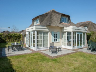 Holiday park Villa in Domburg near North Sea Beach in Domburg - Holiday park