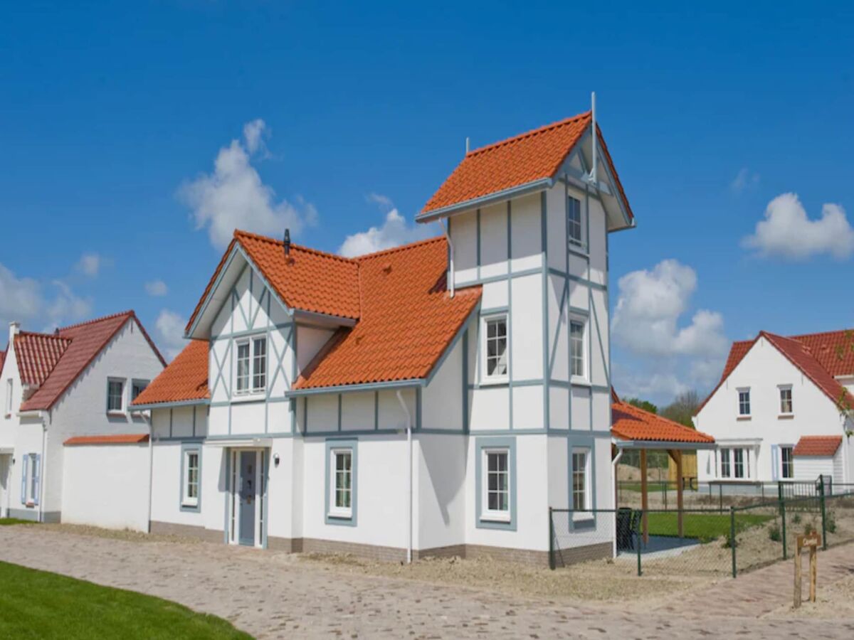 Holiday park Villa in Cadzand-Bad near North Sea Beach