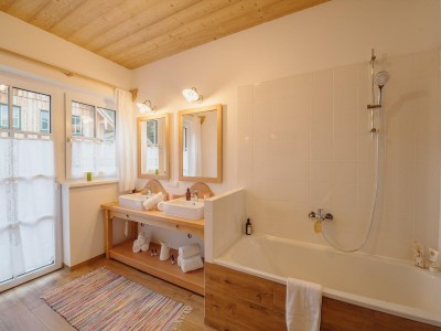 Holiday house Chalet near Lake Grundlsee & Ski Lift - Features photo 17
