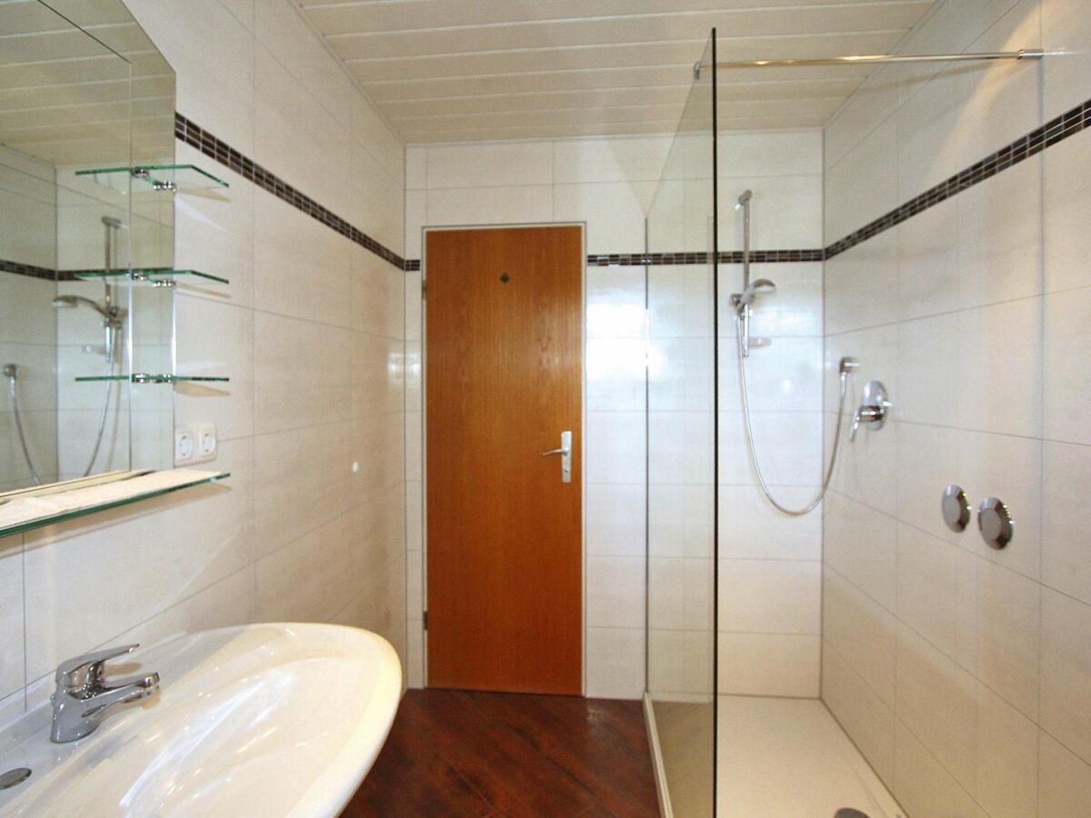 Apartment Ferienwohnung mit Balkon in der Nähe des - Features photo 3