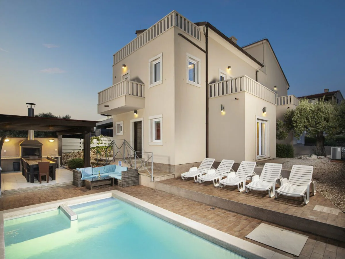 Villa Castagna