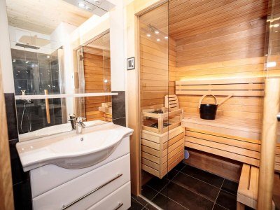 Holiday park Spacious apartment with sauna - Features photo 9
